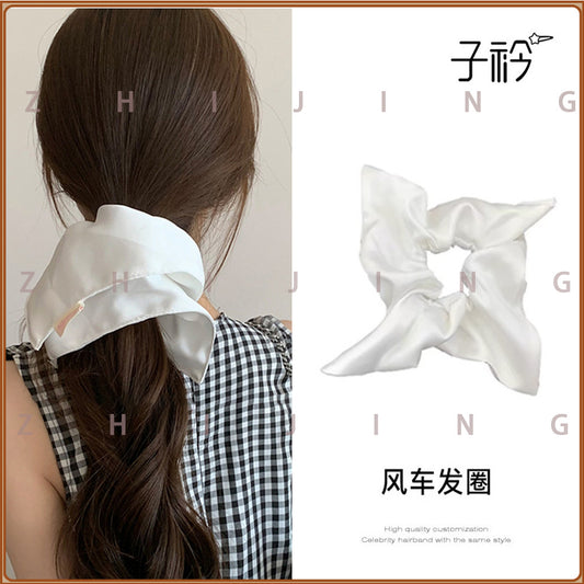Satin Square Hair Tie with Polka Dots, Same Style as Popular Influencers, Anti-Slip Silk High-Elasticity Round Ponytail Hair Tie - image 2