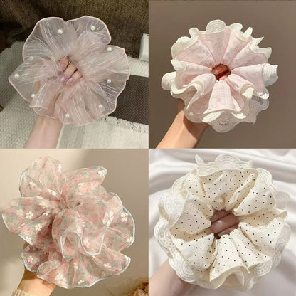 Korean-style new polka dot lace mesh scrunchie with a vintage and sophisticated feel, suitable for ponytails, a hair accessory for girls - image 1
