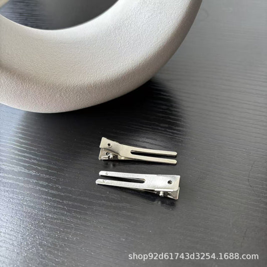 Stainless steel long-tipped hair clip for perming, dyeing, and hair styling, hairdressing clip, wholesale, sectioning and positioning, 3.5 single prong - image 2
