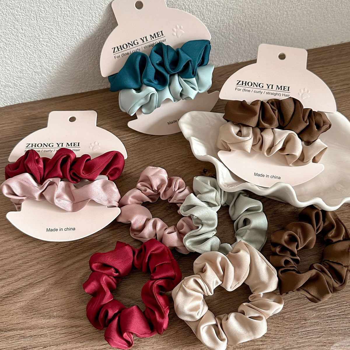 Pack of 2 High-End Large Intestine Rings, Silk Small Intestine Hair Rings, Korean Sweet and Simple Hair Accessories, Rubber Bands and Rubber Bands - image 2