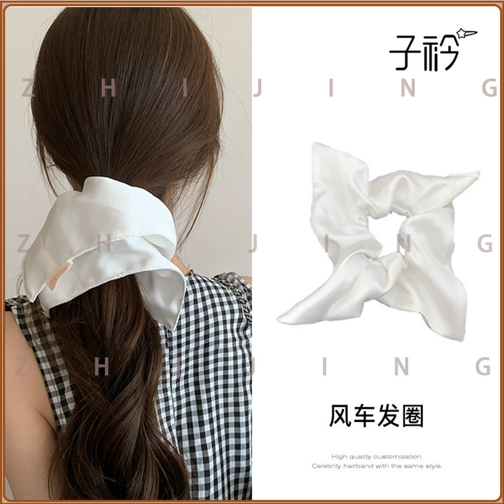 Satin Square Hair Tie with Polka Dots, Same Style as Popular Influencers, Anti-Slip Silk High-Elasticity Round Ponytail Hair Tie - image 2