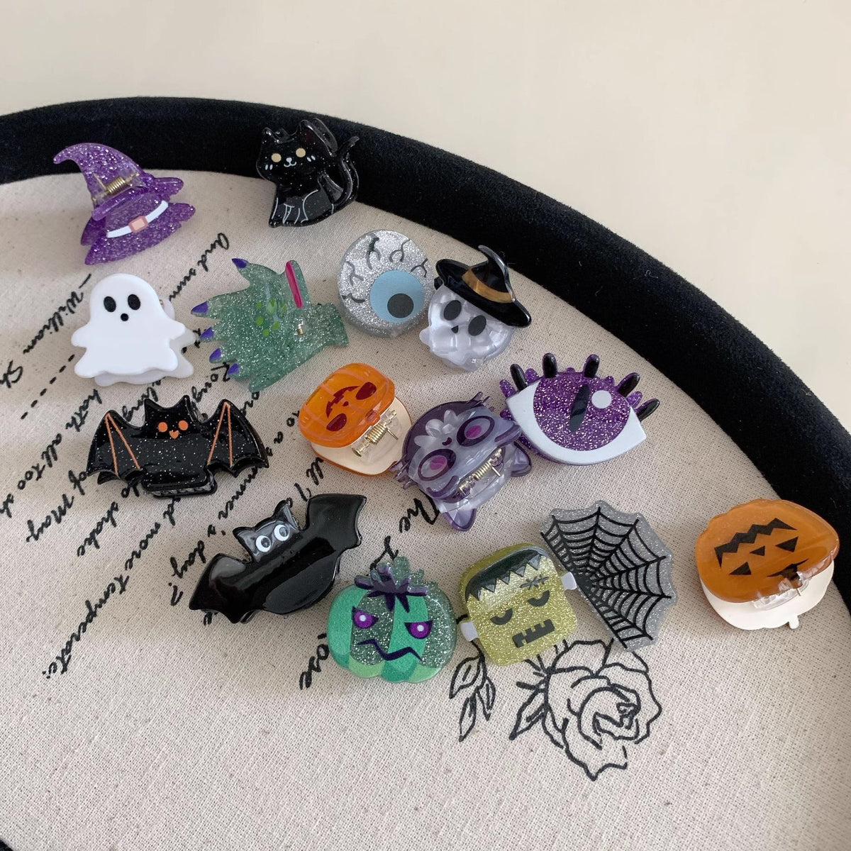 New Halloween Fun Small Clip Funny Ghost Pumpkin Black Bat Personalized Acrylic Hair Clip Hair Accessory - image 1