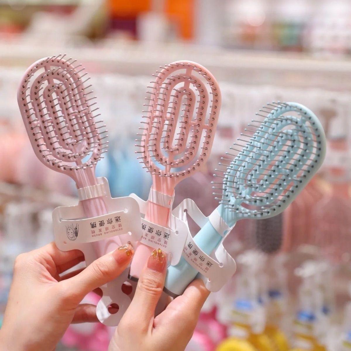 Portable Hollow-Out Bone Comb Macaron Fluffy High-Top Curly Hair Styling Massage Ribbed Air Cushion Comb Vertical Hollow-Out Design - image 2