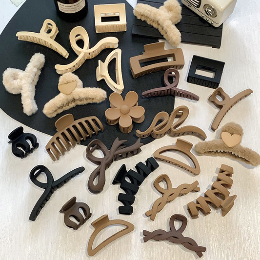 High-Quality Autumn and Winter Plush Large Hair Clip Set with a High-End Feel, Hairpin Clips for Updo at the Back of the Head, Shark Clip Hair Accessory - image 2